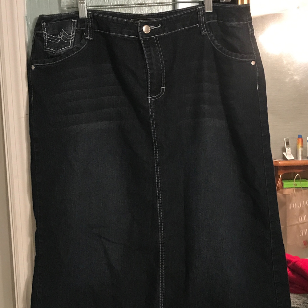 Cato navy denim skirt 16W